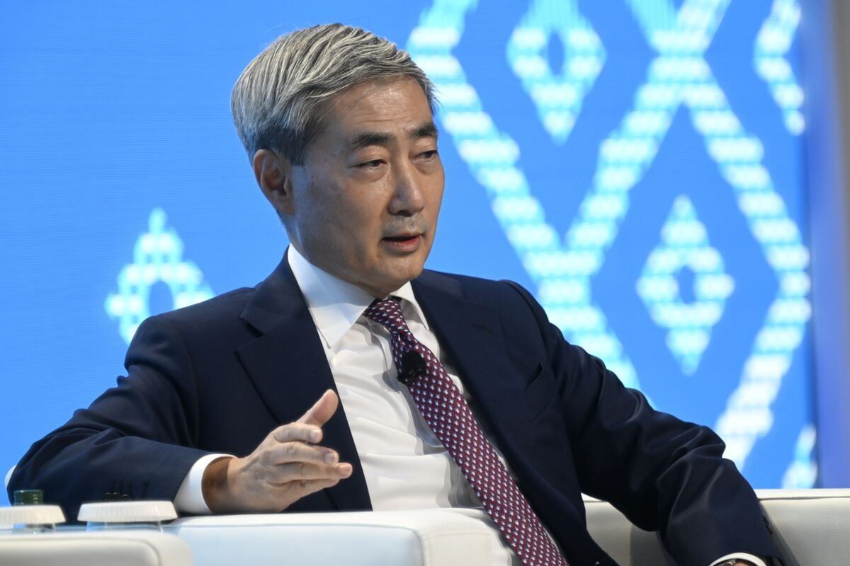 韩国央行行长支持韩元进一步升值，维持紧缩政策