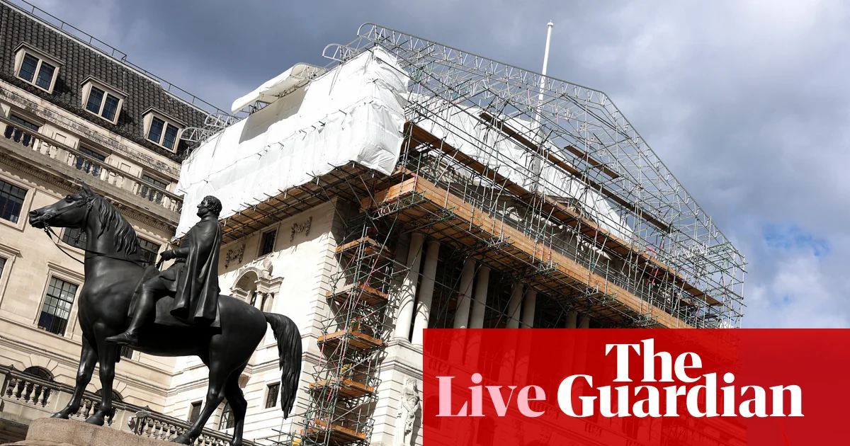 英国央行预计将维持利率不变并放缓购债