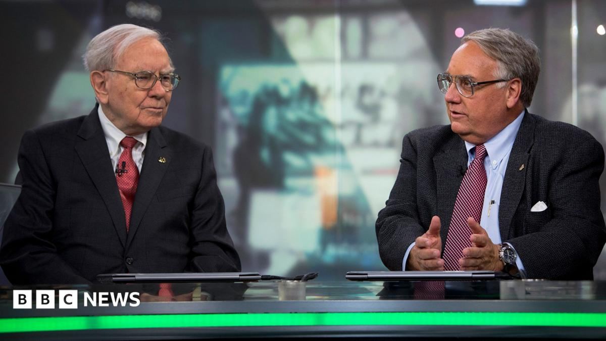 伯克希尔的巴菲特将董事长一职交给Howard Buffett