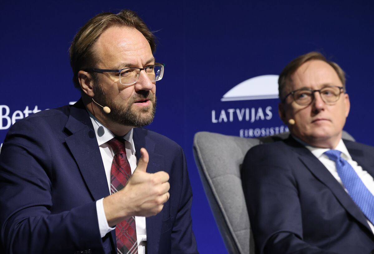 ECB signals December rate hike as likelier timing than October