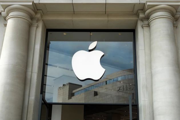 Apple adds a paid-AI path to its $299 HomeView, shares rise 1.4%