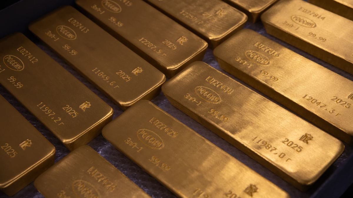 俄罗斯黄金流入香港创纪录,制裁令金条贸易改道