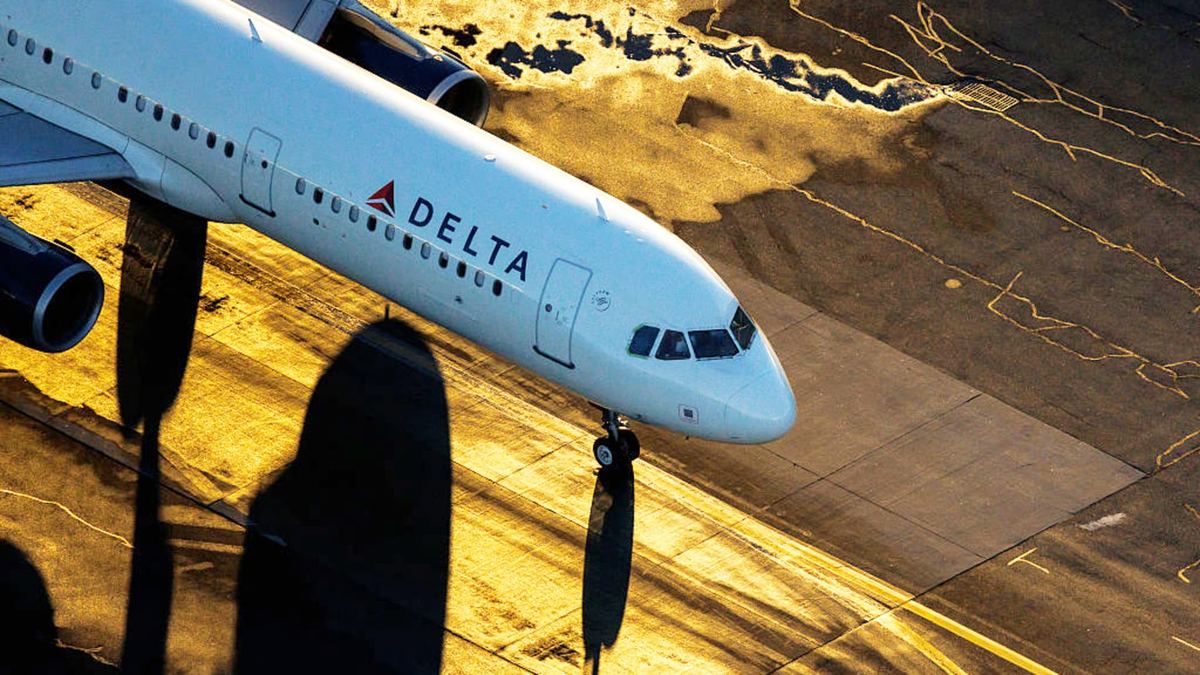 Delta cuts FY26 profit outlook as jet fuel costs surge
