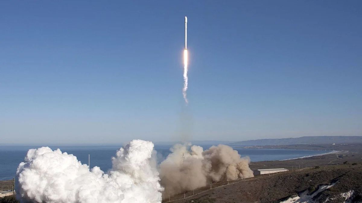 SpaceX第三季度扭虧為盈,營收翻倍至146億美元