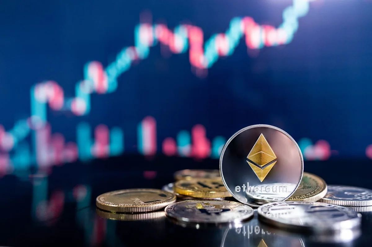 以太坊重夺 $2,600，代币化与AI智能体构筑长期逻辑
