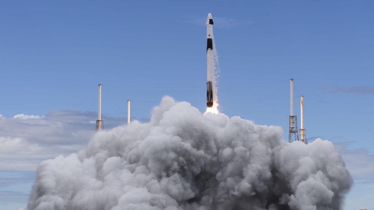 SpaceX業績超預期，成立委員會探討與特斯拉合併