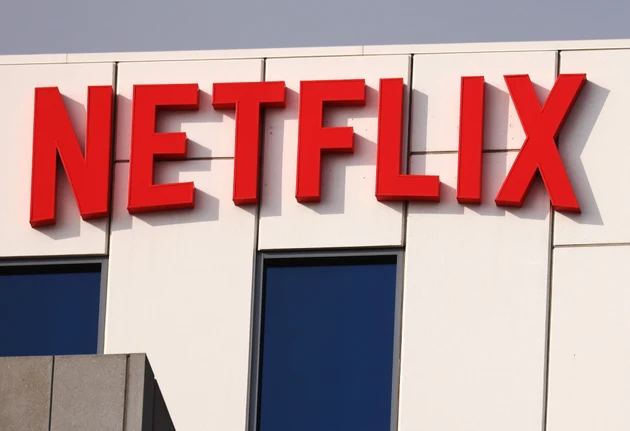 Netflix股價在第二季度業績和第三季度業績指引凸顯營收增長放緩後觸及52周新低