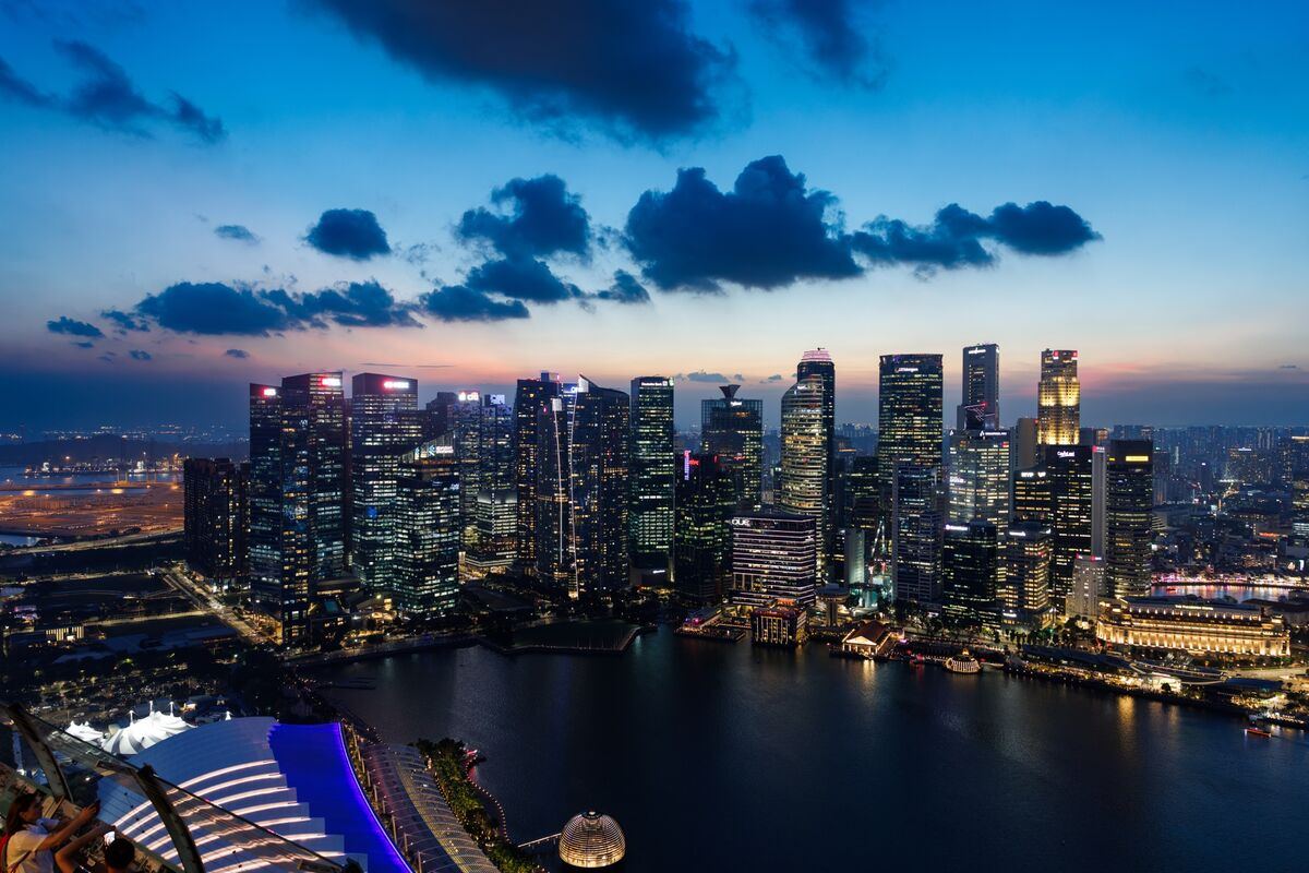 新加坡銀行股下跌，債券收益率威脅三季度財報