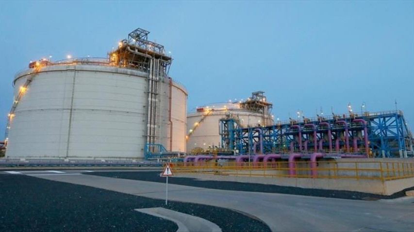 美国原油库存减少310万桶至4.125亿桶，低于五年均值3%