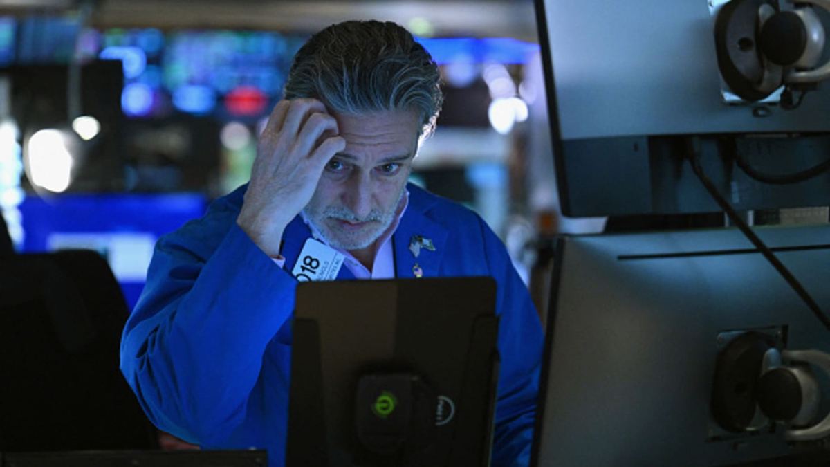 10-year Treasury yield tops 5.17% as rapid rise stirs breakage fears